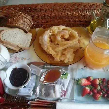 Rurales Buenamadre