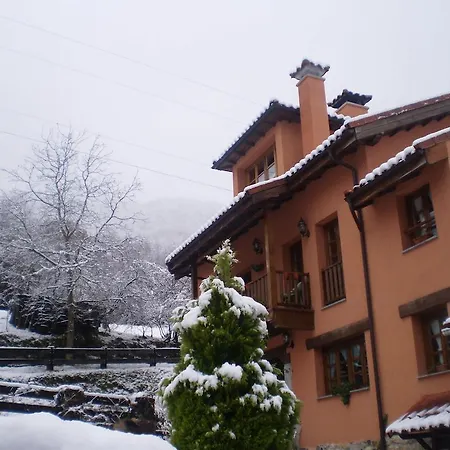 Rurales Buenamadre Pola de Somiedo