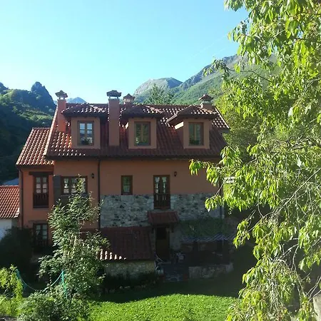 Rurales Buenamadre Pola de Somiedo