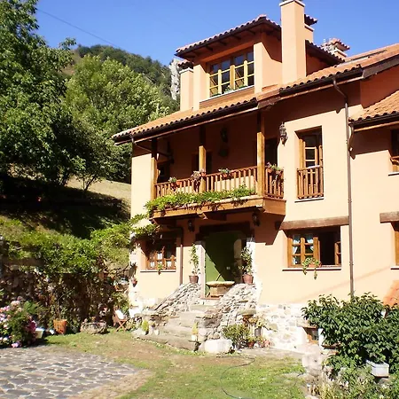 Rurales Buenamadre Pola de Somiedo